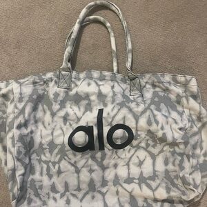 ALO Yoga Camouflage Pattern Tote Bag